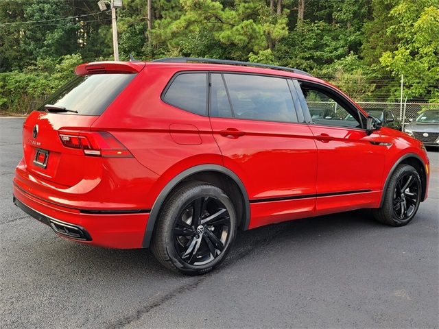 2024 Volkswagen Tiguan SE R-Line Black photo 2