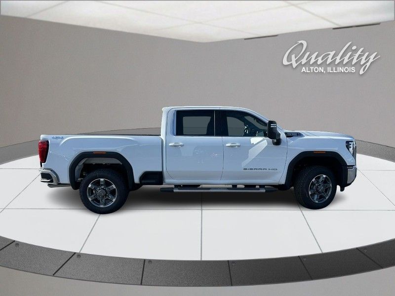 2025 Gmc Sierra 2500 HD SLE photo 3
