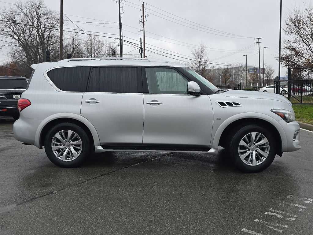 2017 Infiniti QX80 Base photo 3
