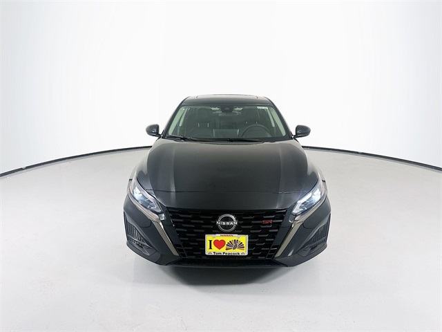 2025 Nissan Altima 2.5 SR photo 3