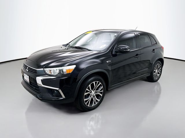 2016 Mitsubishi Outlander Sport ES photo 2