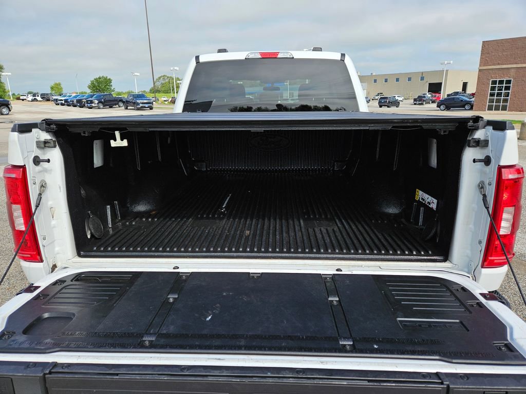 2023 Ford F-150 XLT photo 7