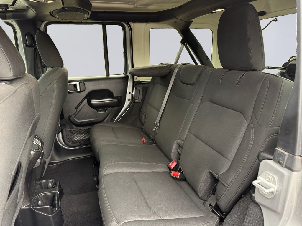 2020 Jeep Wrangler Unlimited Sport S photo 16