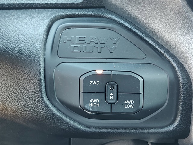 2025 Ram 2500 Big Horn photo 18