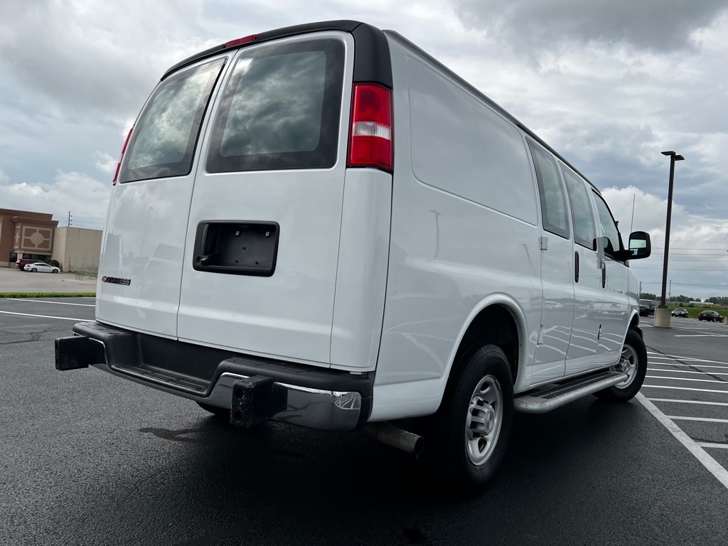 2023 Chevrolet Express Cargo 2500 photo 8