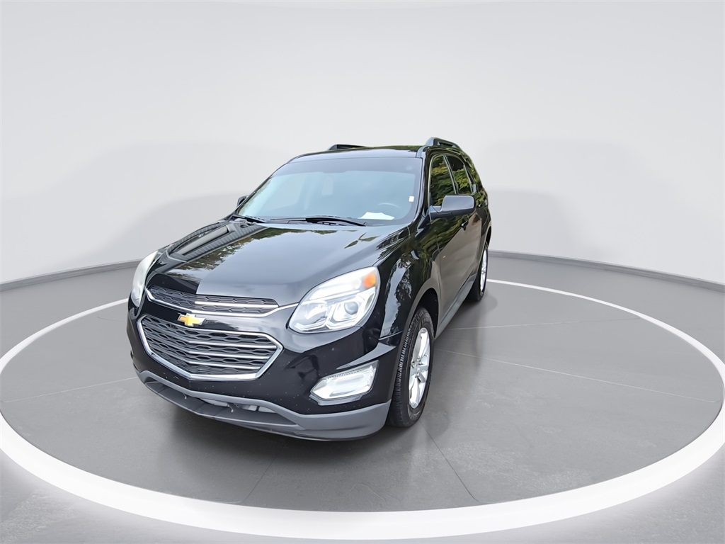 2017 Chevrolet Equinox LT photo 3