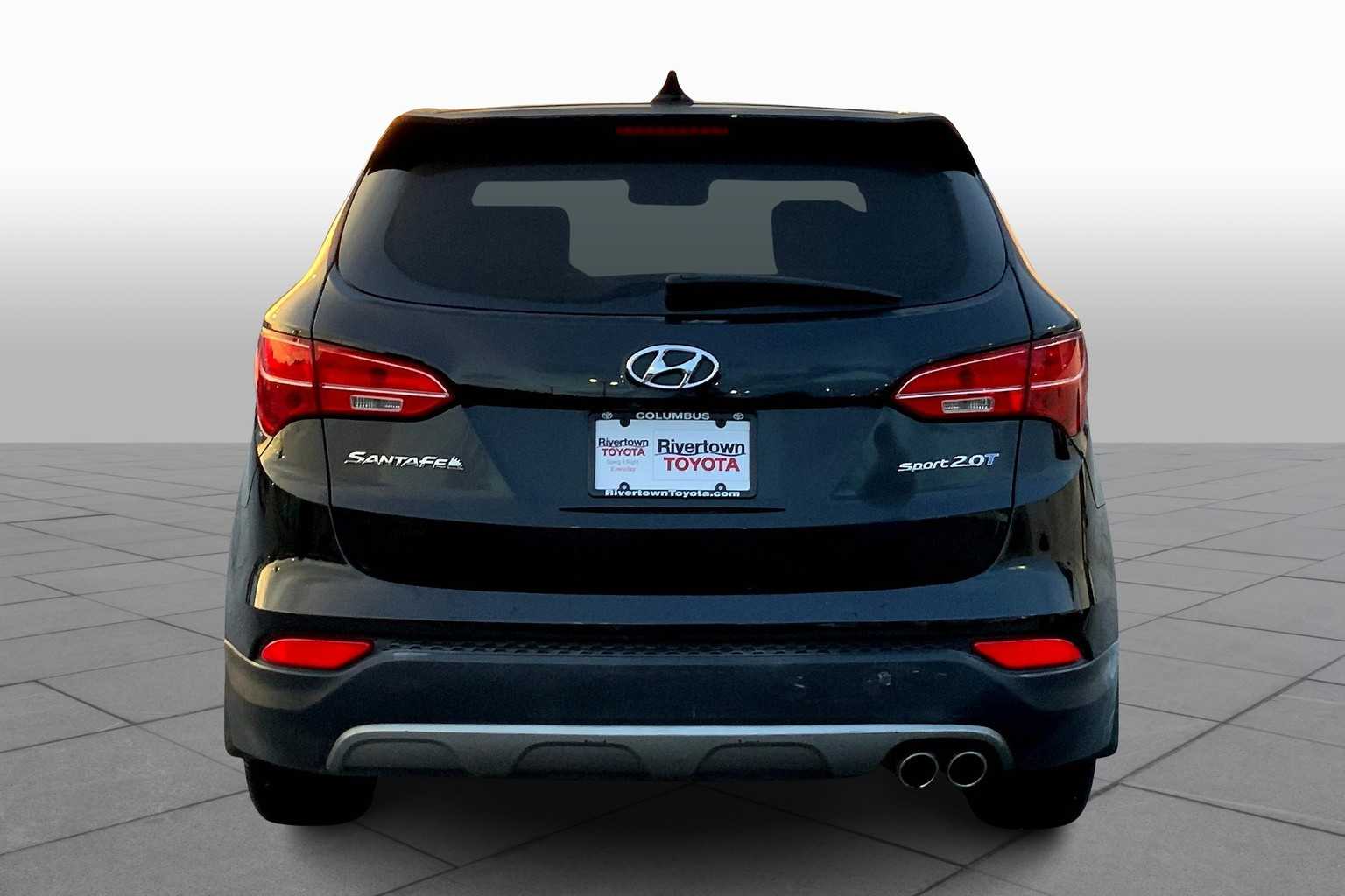 2013 Hyundai Santa Fe 2.0T Sport photo 2