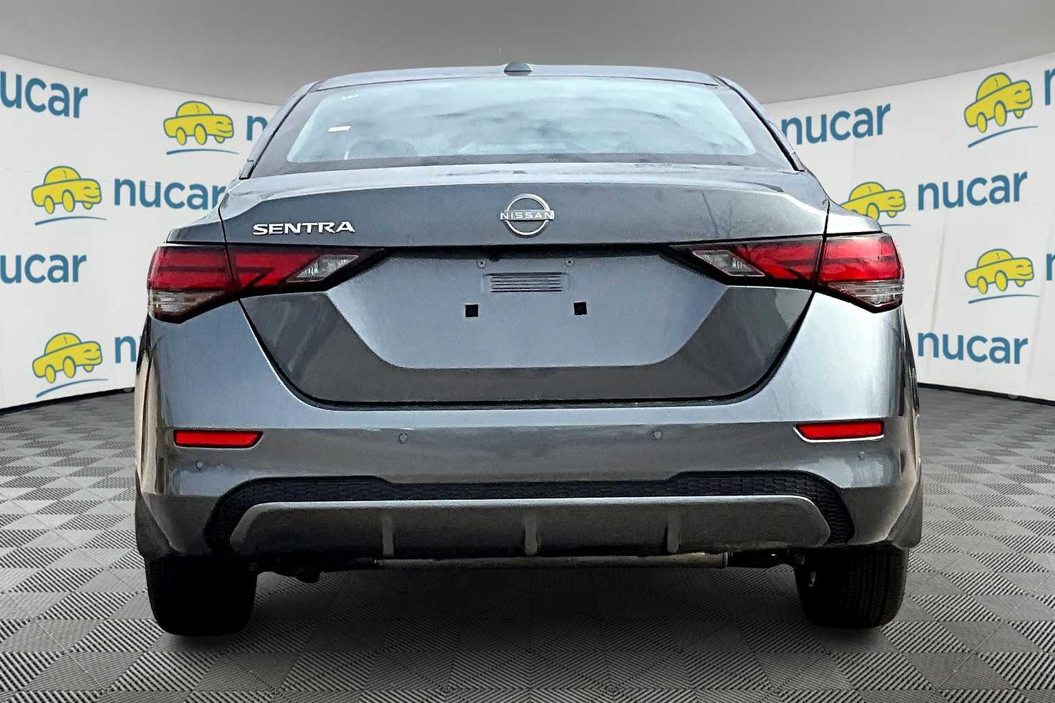 2025 Nissan Sentra SV photo 3