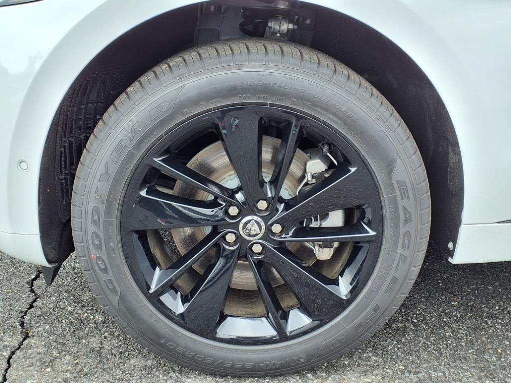 2026 Jaguar F-PACE P250 R-Dynamic S photo 9
