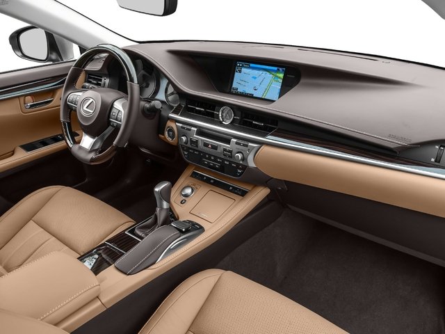 2017 Lexus ES 350 photo 18