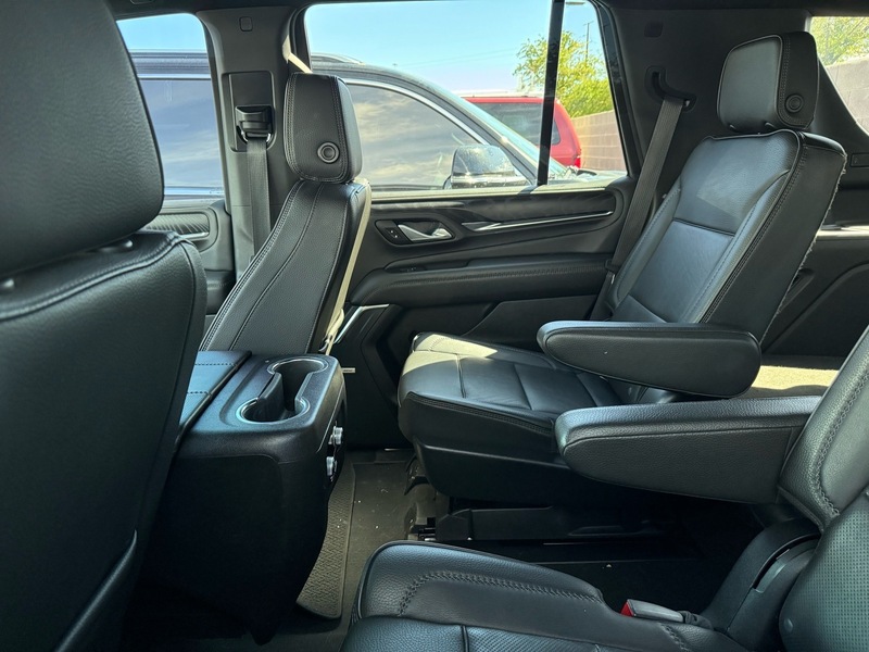 2022 Gmc Yukon Denali photo 3