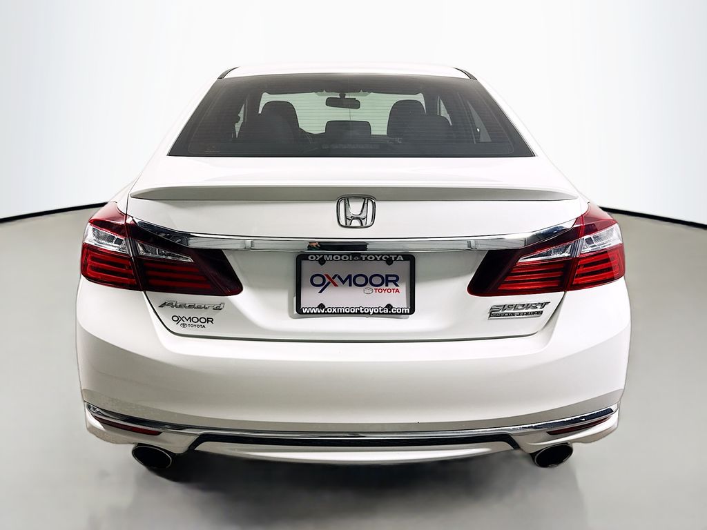 2017 Honda Accord Sport SE photo 5