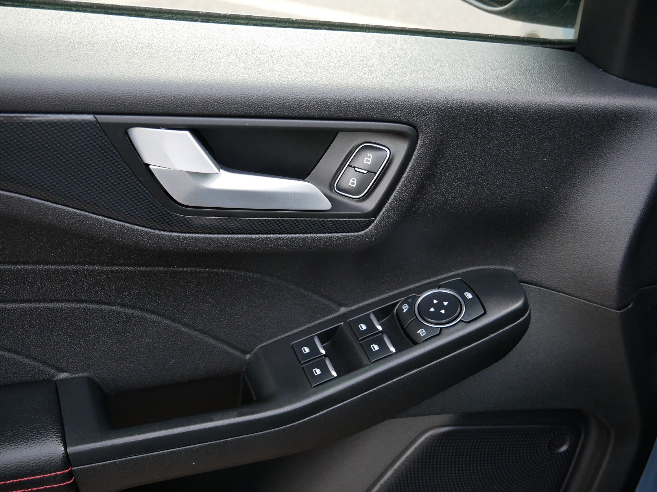 2025 Ford Escape ST-Line photo 19