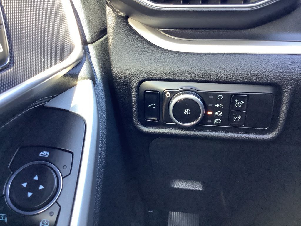 2024 Ford Explorer XLT photo 11