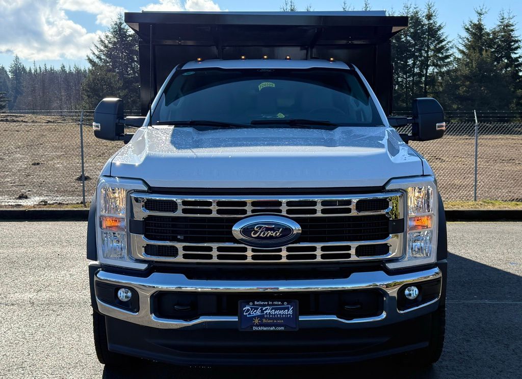 2024 Ford F-450 photo 2