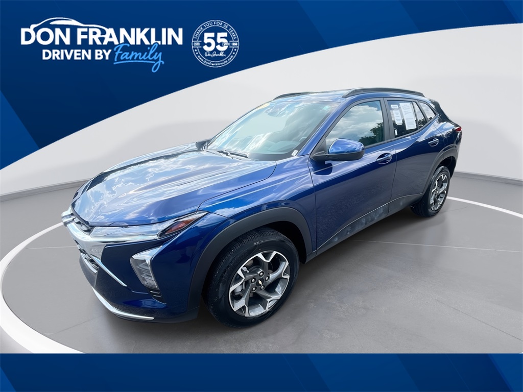 2024 Chevrolet Trax LT's photo