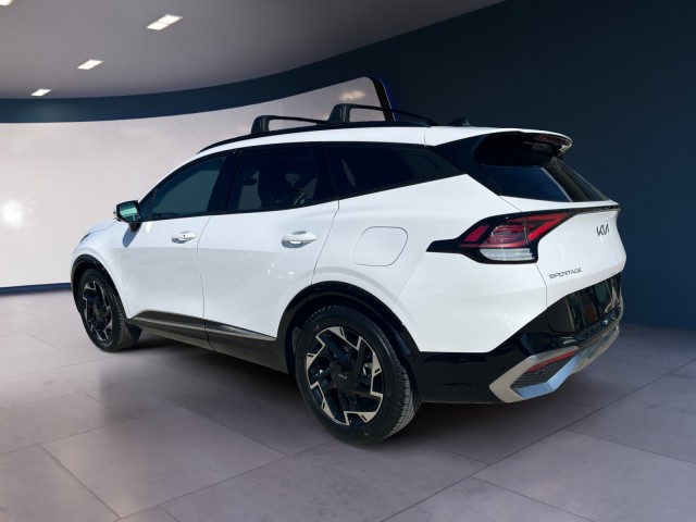 2023 Kia Sportage photo 3