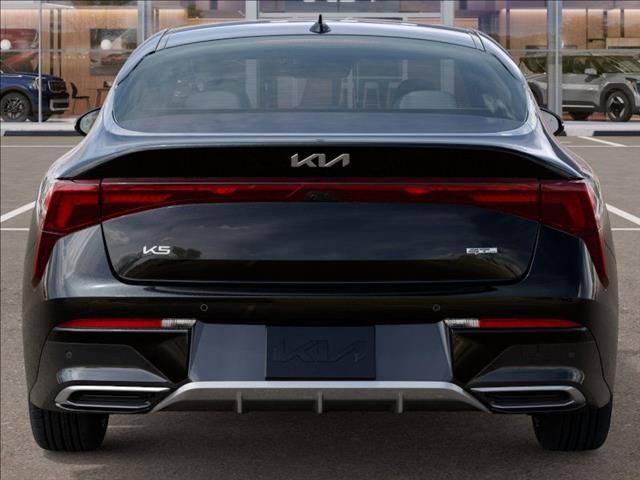 2026 Kia K5 GT-Line photo 9