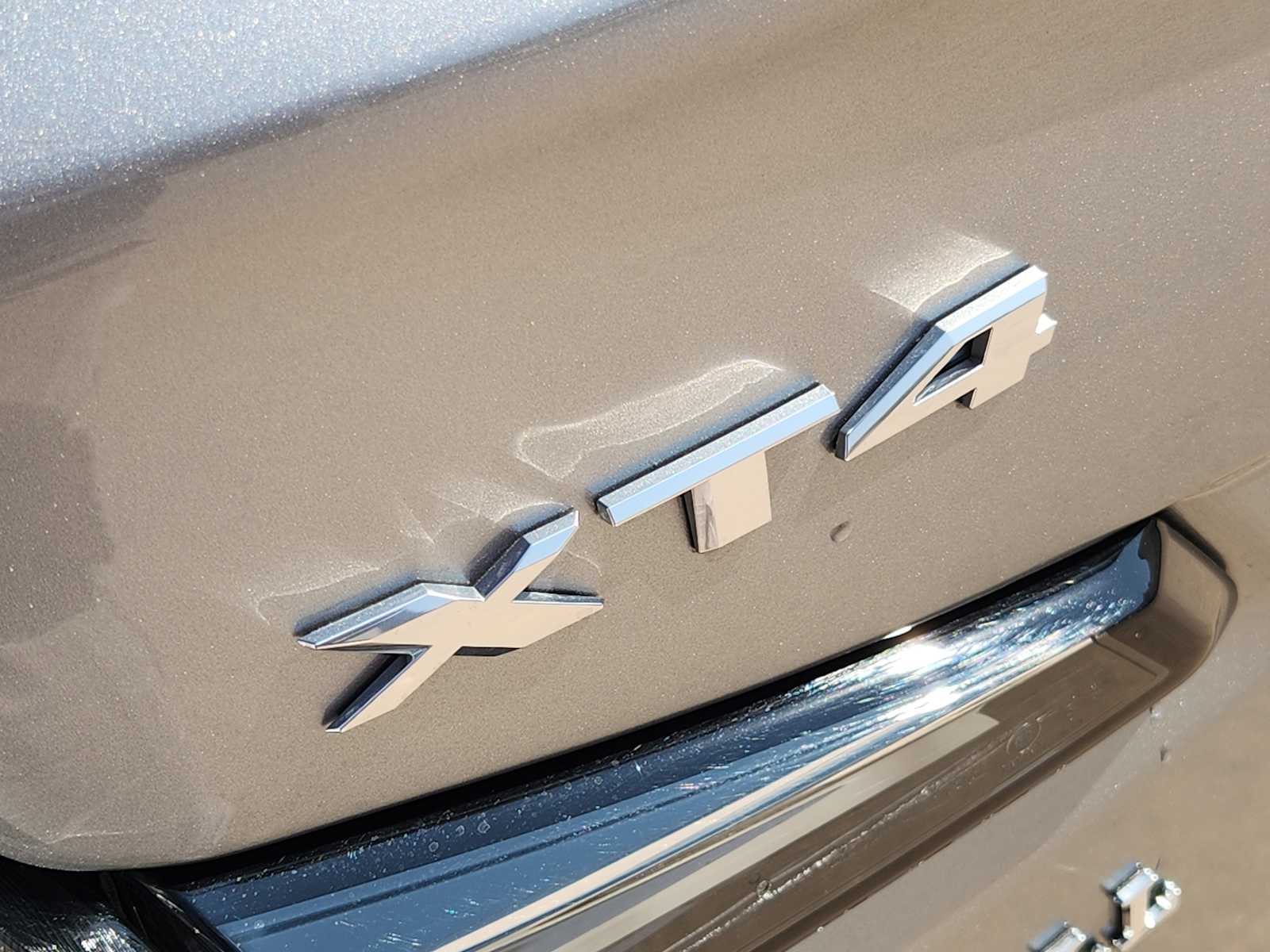 2025 Cadillac XT4 Sport photo 8