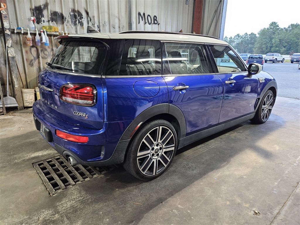 2020 Mini Clubman Base S ALL4 photo 10