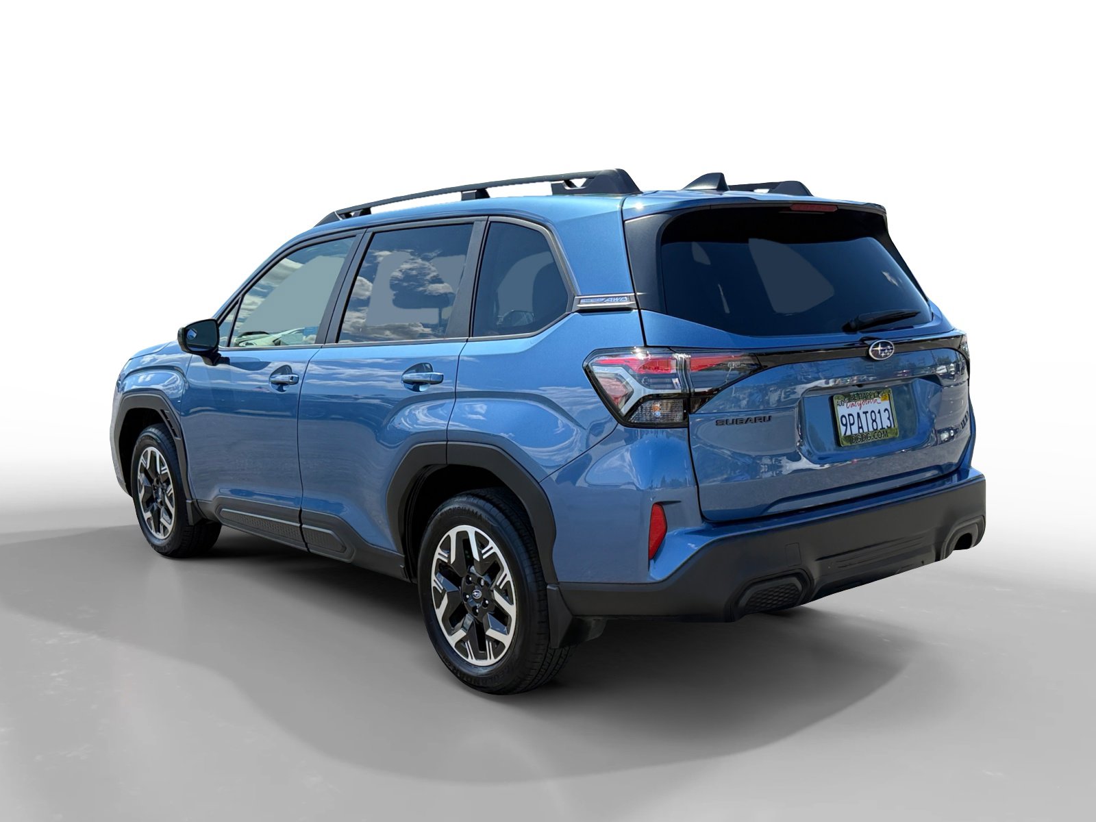 2025 Subaru Forester Premium photo 3