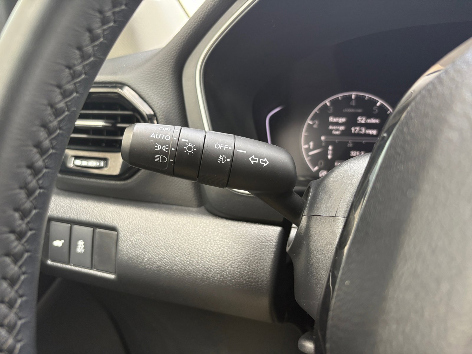 2023 Honda Pilot Touring photo 17