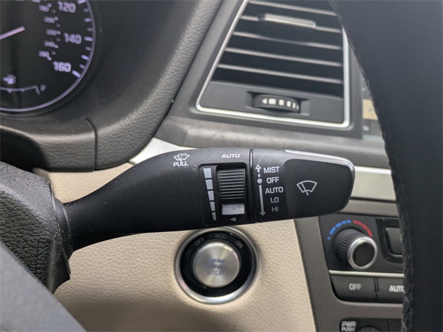 2015 Hyundai Genesis 5.0 photo 27
