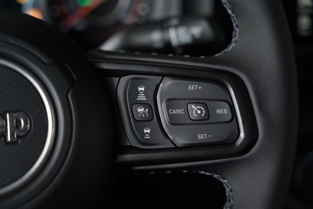 2025 Jeep Gladiator Sport photo 5