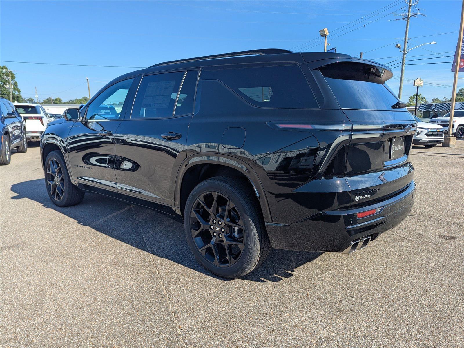 2026 Chevrolet Traverse RS photo 3