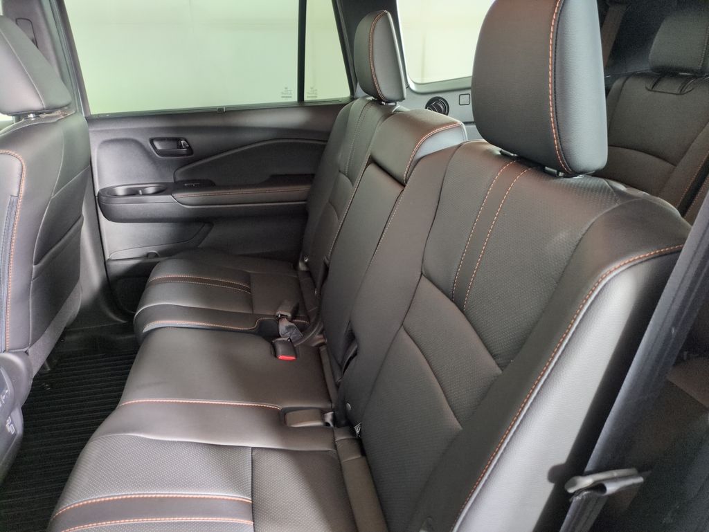 2022 Honda Pilot TrailSport photo 22