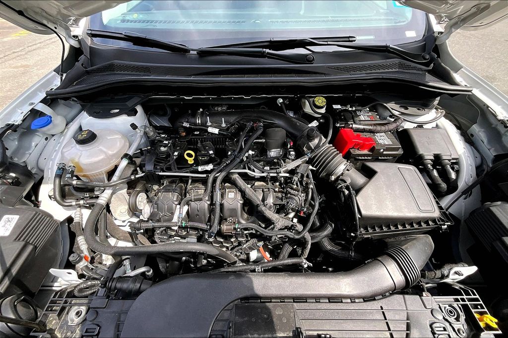 2021 Ford Escape SEL photo 9