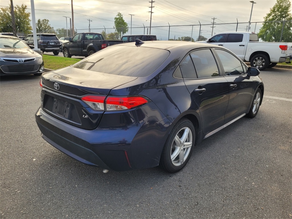 2021 Toyota Corolla LE photo 3