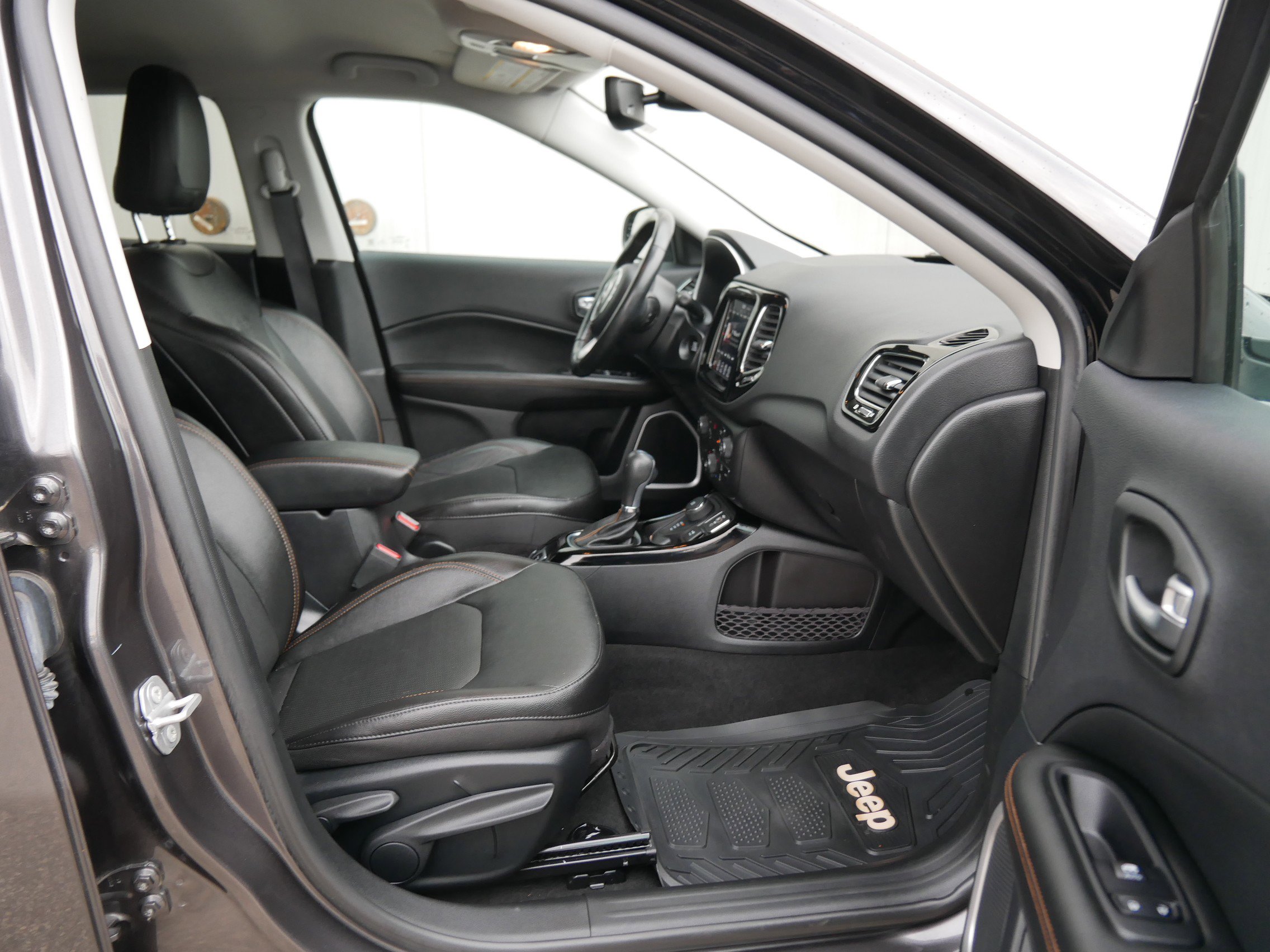 2021 Jeep Compass Limited photo 14