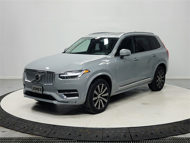 2025 Volvo XC90 Plus photo 3