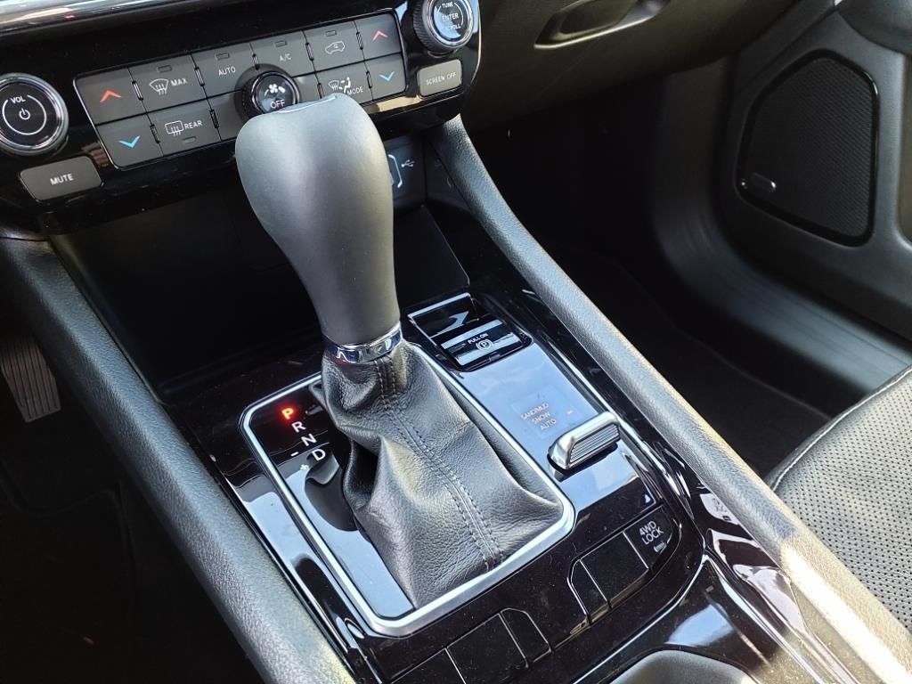 2024 Jeep Compass Limited photo 13