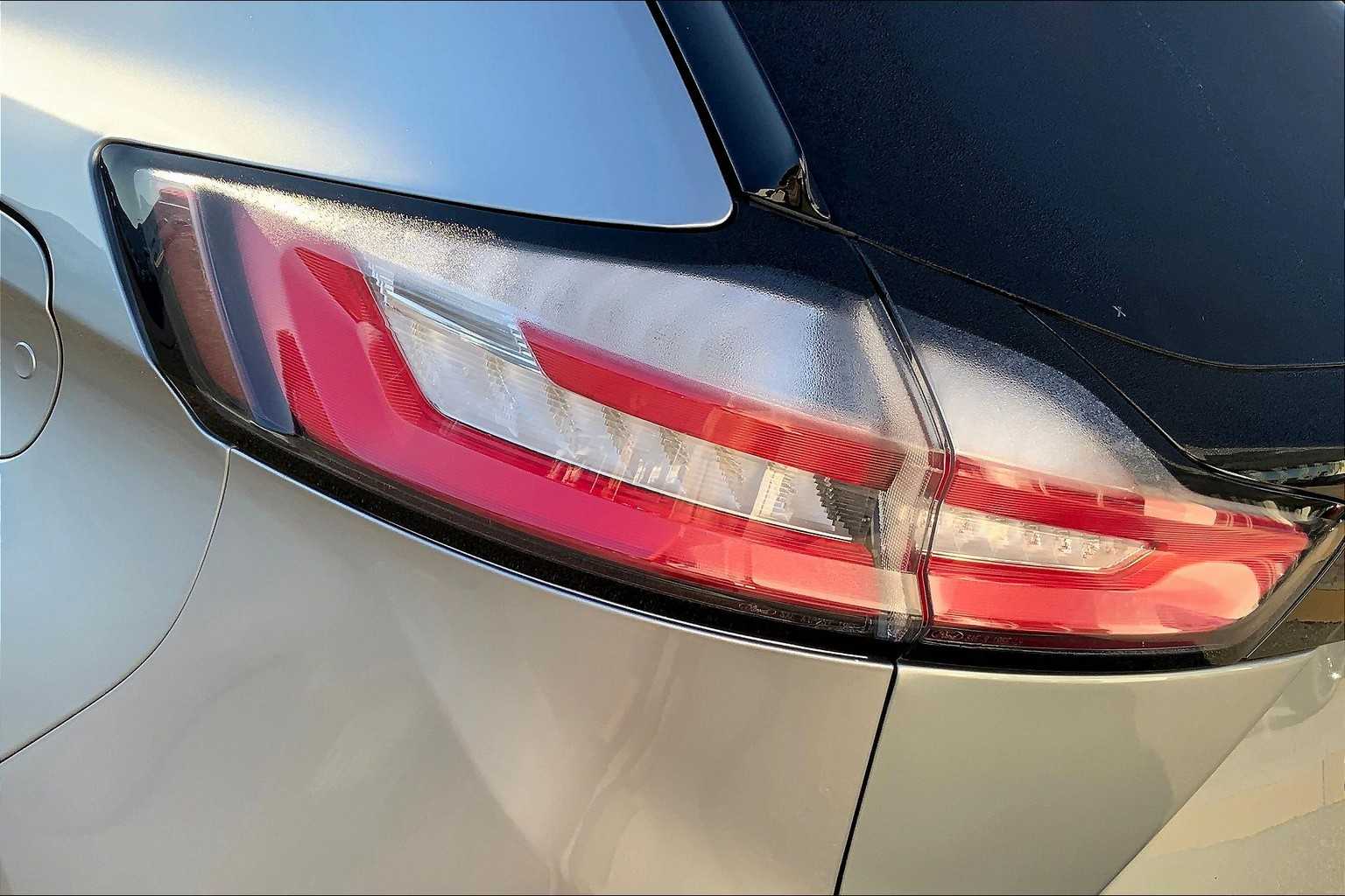 2024 Ford Edge SEL photo 26