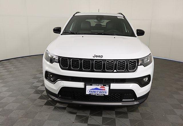 2025 Jeep Compass Latitude photo 3