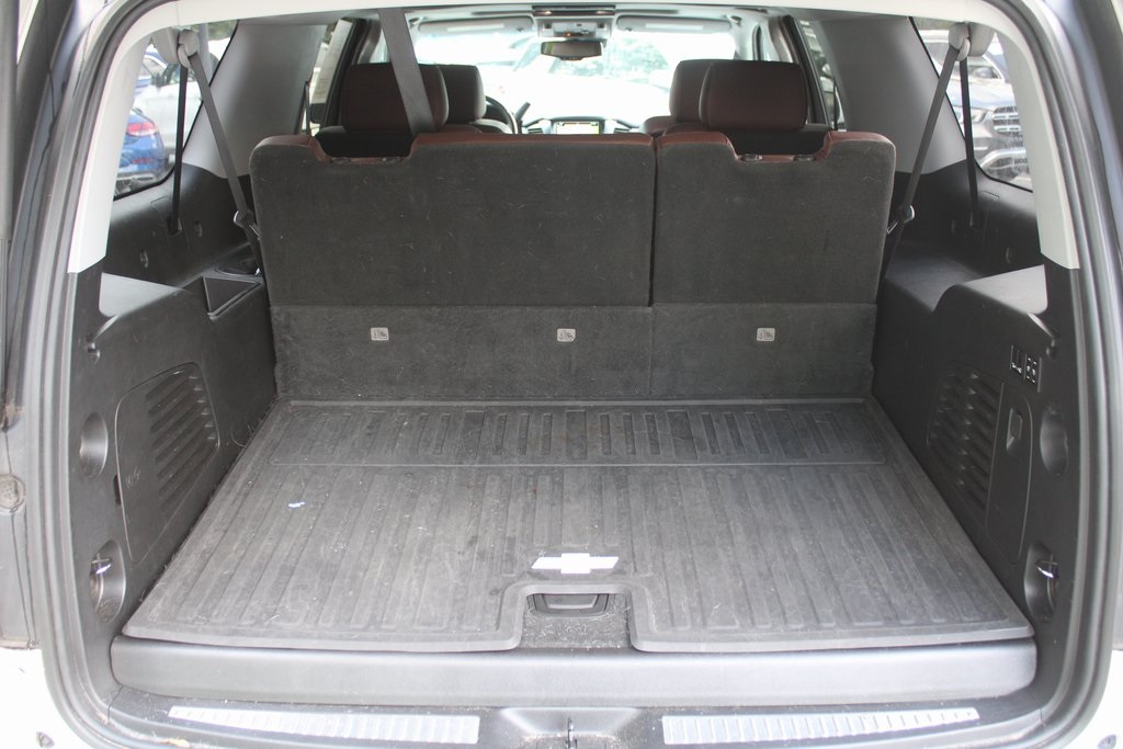 2019 Chevrolet Suburban 1500 Premier photo 8