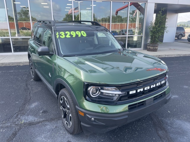 2024 Ford Bronco Sport Outer Banks photo 3