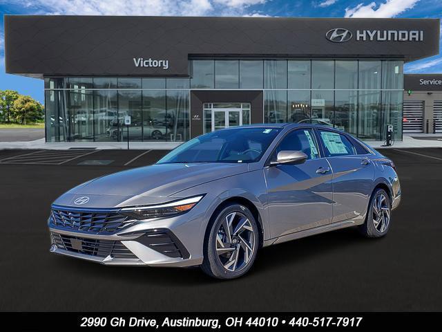 2025 Hyundai Elantra Limited's photo