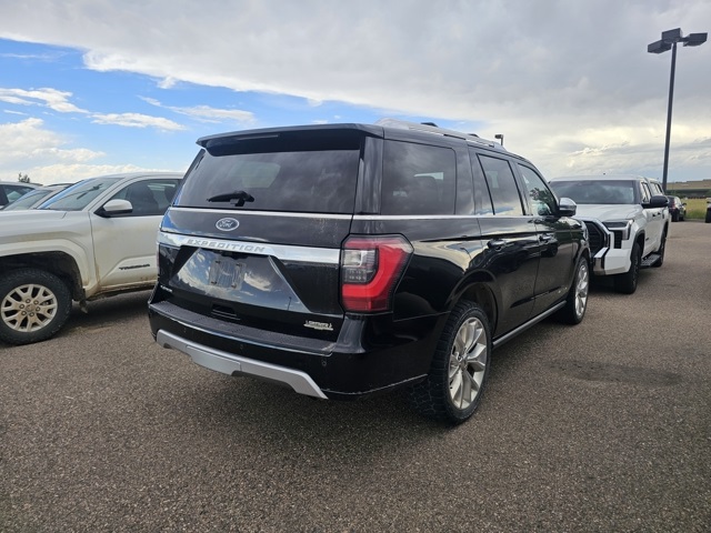 2019 Ford Expedition Platinum photo 2
