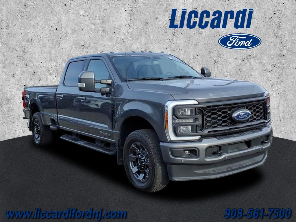 2023 Ford F-250 Super Duty Lariat's photo