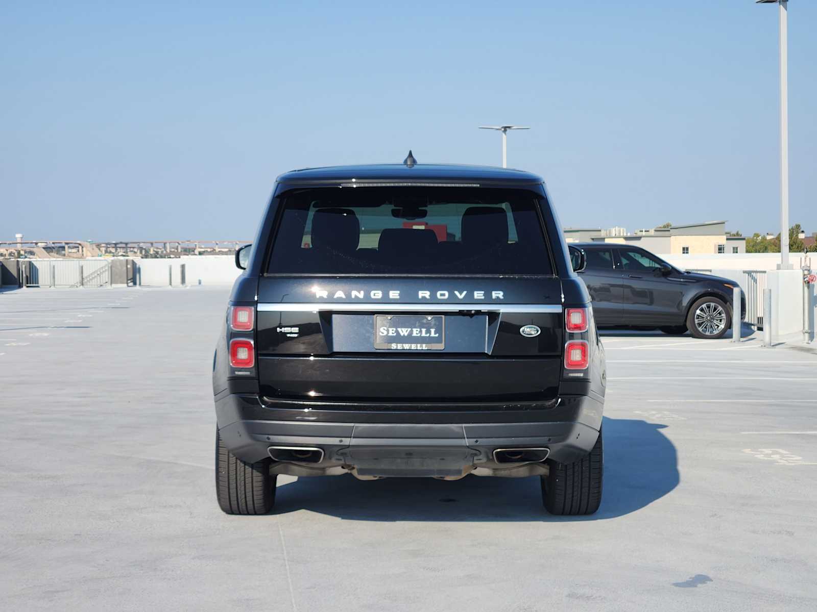 2020 Land Rover Range Rover HSE photo 6