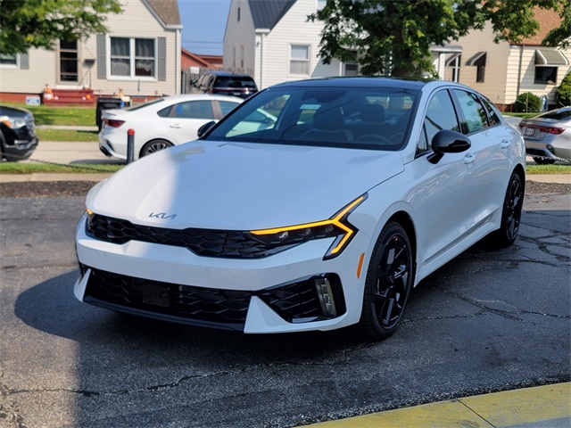 2026 Kia K5 GT-Line photo 8