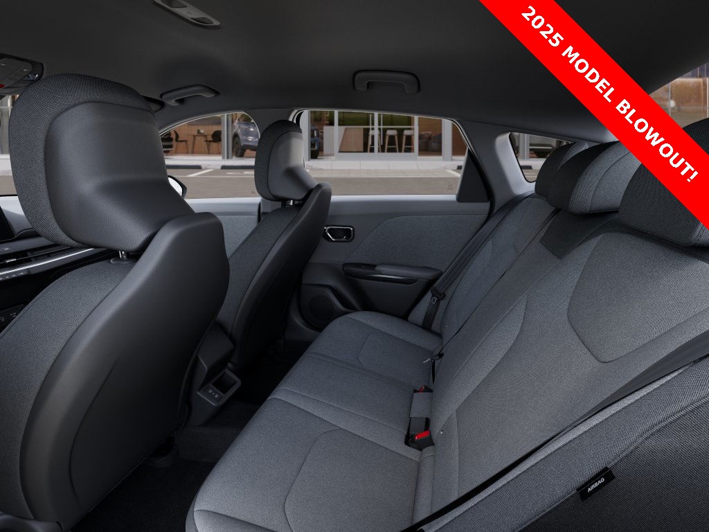 2025 Kia K4 LXS photo 15