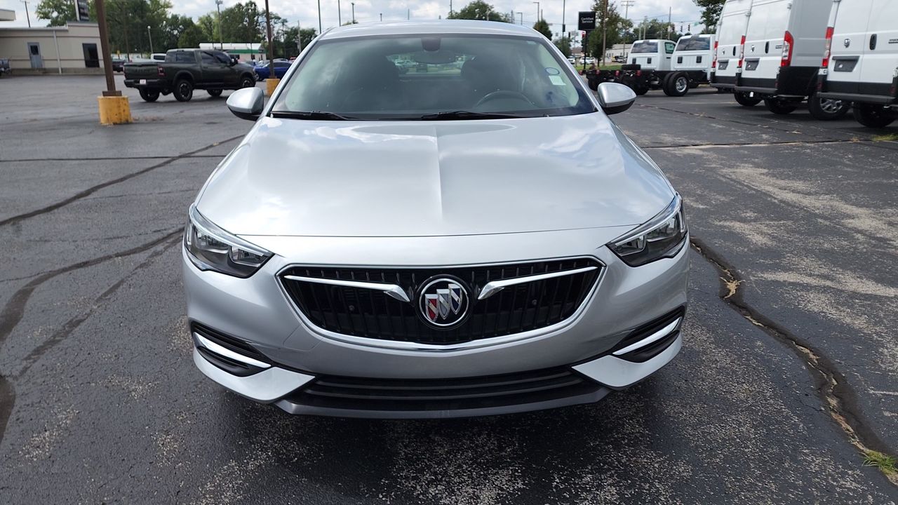 2018 Buick Regal Sportback Preferred photo 3