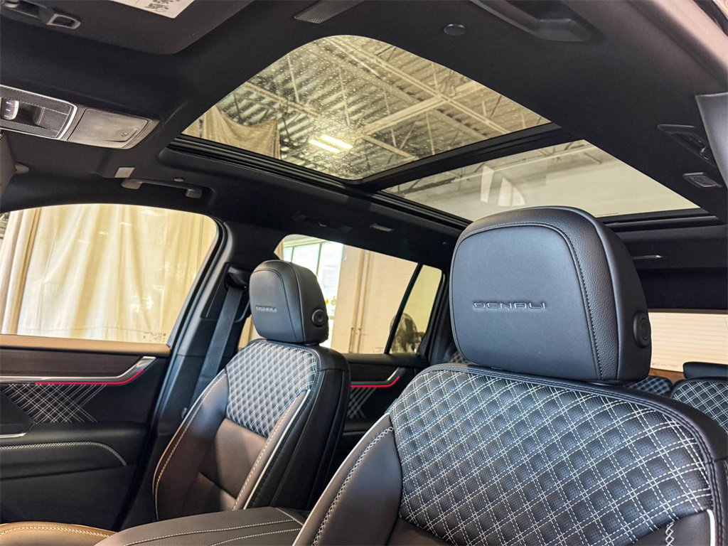 2026 Gmc Acadia Denali photo 36