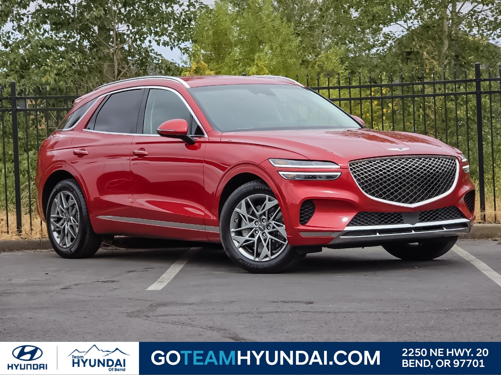 2025 GENESIS GV70 Standard's photo