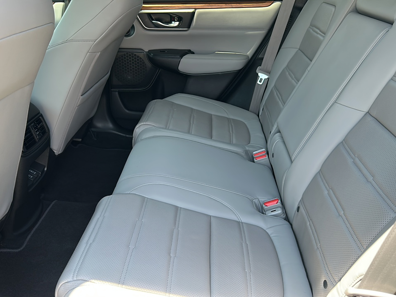 2020 Honda CR-V Hybrid EX-L photo 5