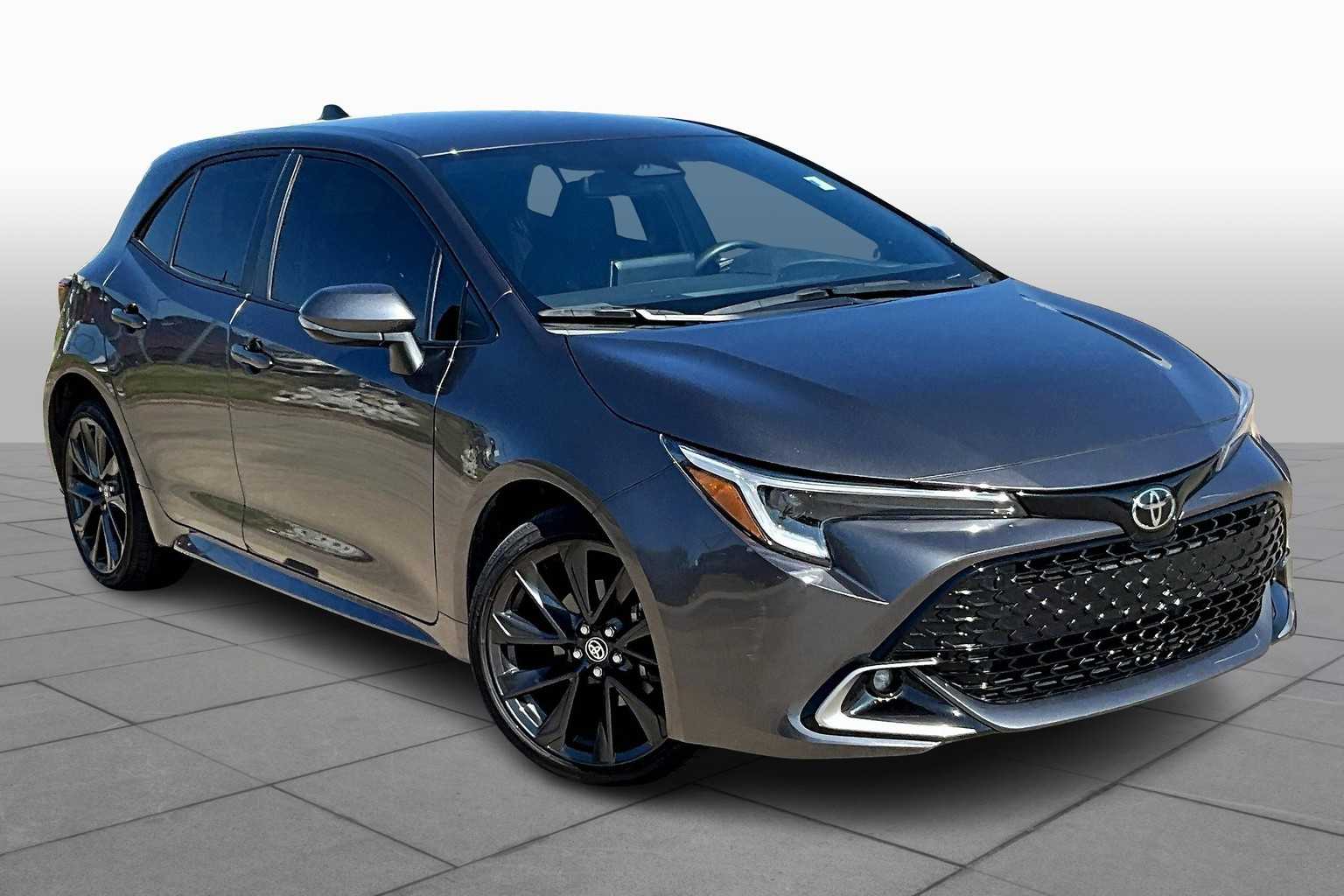 2023 Toyota Corolla XSE photo 2